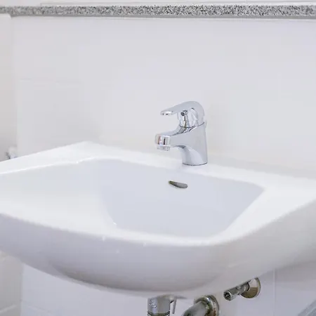 Ferienwohnpark Ein-zimmer-apartment 49 03 Immenstaad am Bodensee